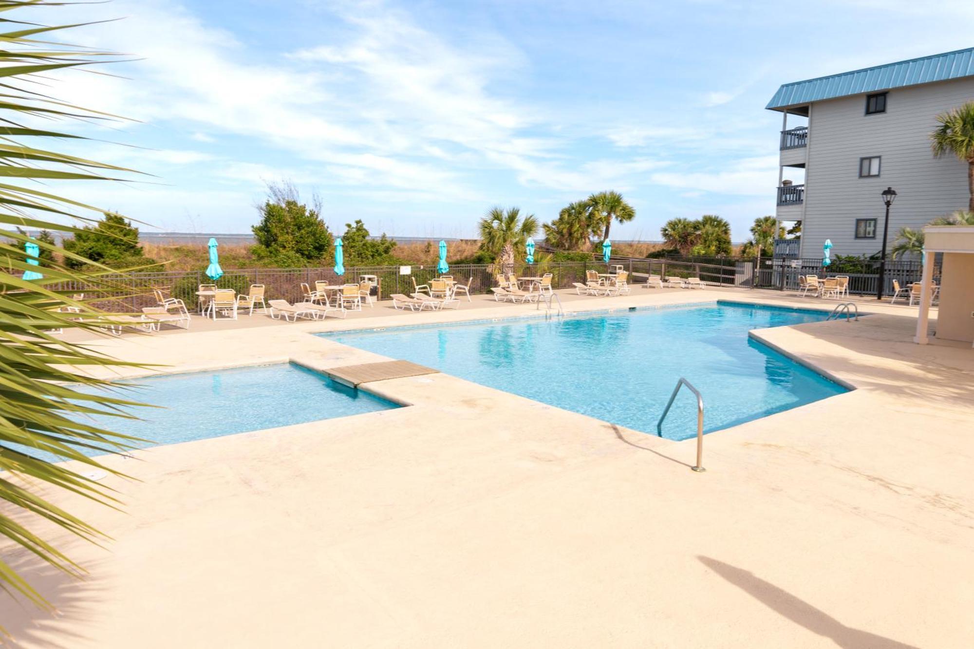 Ferienwohnung Beach-Pool-Private Balcony Tybee Island Exterior foto