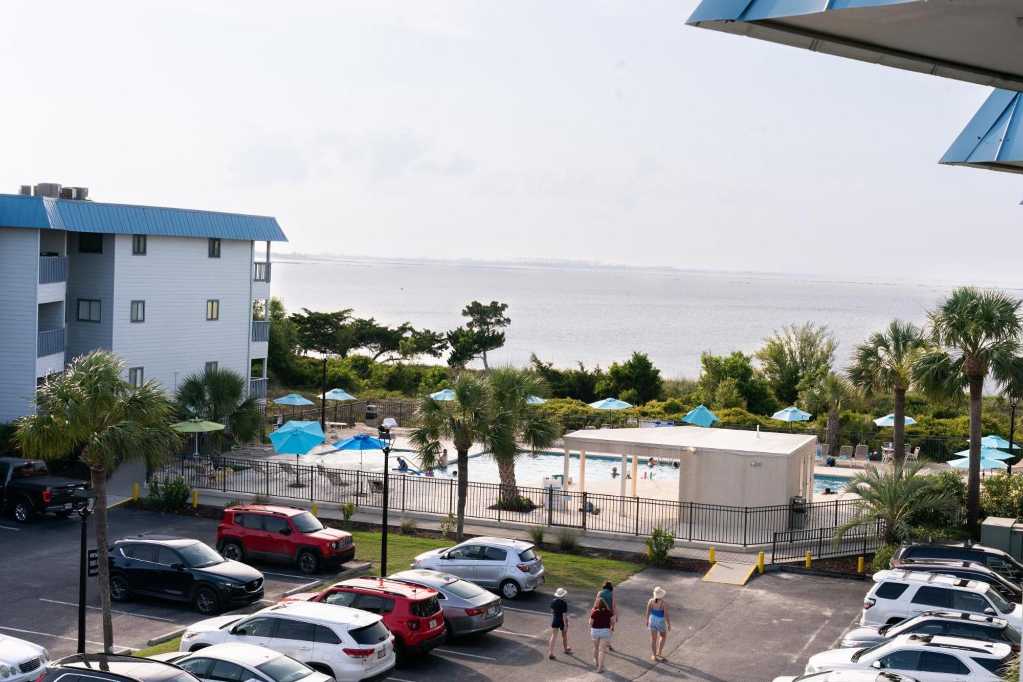 Ferienwohnung Beach-Pool-Private Balcony Tybee Island Exterior foto